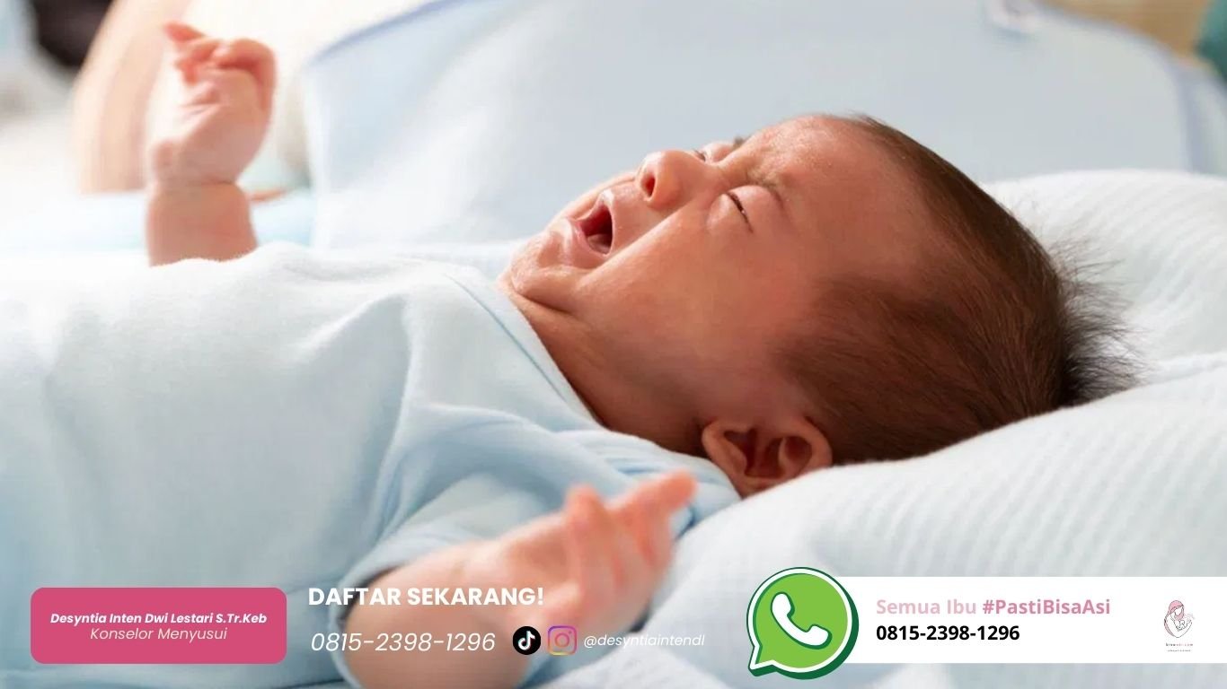 bayi sering kaget saat tidur penyebab dan 5 cara mengatasinya bisa asi